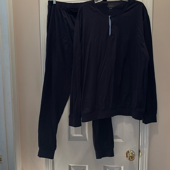 NWOT Perofil Venezia Long Pajamas double Mercerized cotton with cuffs - Picture 1 of 4